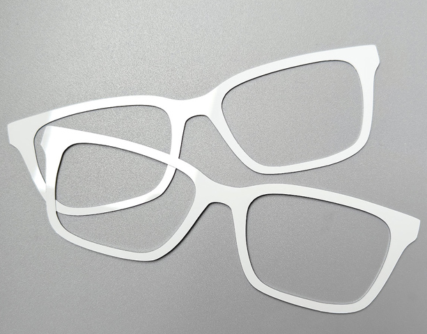 eyeglass-02.jpg